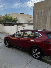 جميعا نيسان روج موديل 2019 sv بلاص فول فول مواصفات من كلشي  سعر 165$ /...