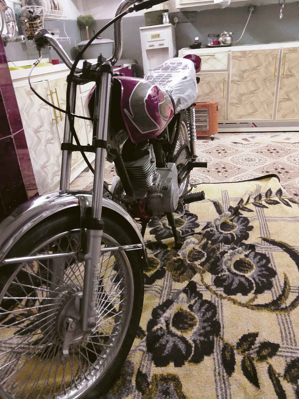 سلام عليكم دراجه ايكر للبيع دراجه كفاله عامه موديل2017سعر350وبيه مجال رقم*********** بي واتساب هم
