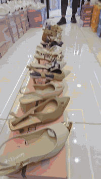 تم وصول كعب نسائي صيني كوالتي جدا عالي قياسات 37_41 سعر الدرزن 60 الف ...