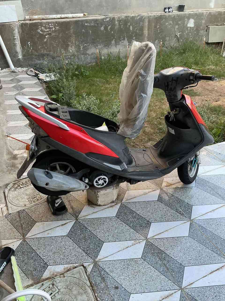 السلام عليكم دراجه ماكس مكفوله كفاله عامه برغي مامفتوح بيهه جيب فيتر وتعال افحص قبل ٣اشهر نازله من الرمبه  بيهه تزويد اصلي كفراته اصليه موجوده دراجه خير من الله سعر 850 وبيهه مجال حك الجيه ***********
