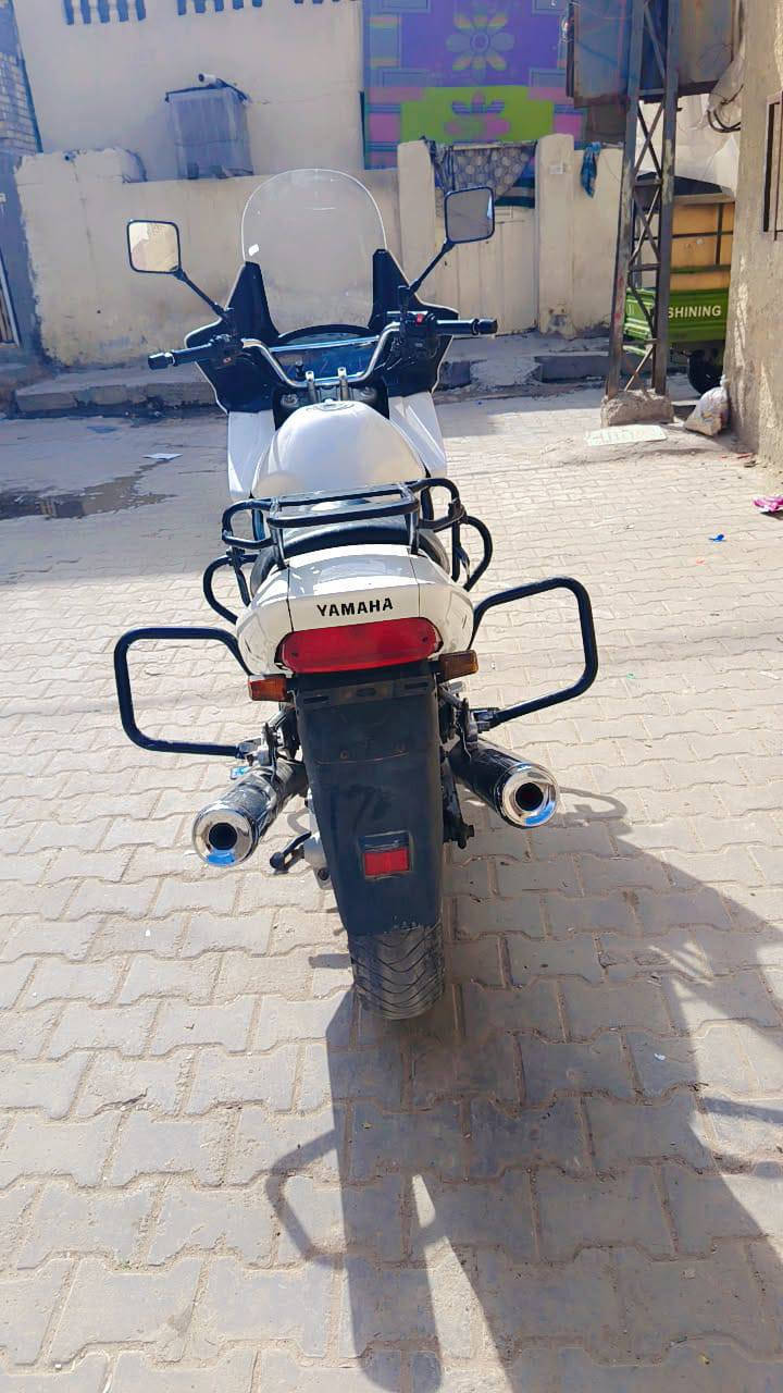 السلام عليكم دراجه بوليسي بيها صوت زنجيل سعر 18 هاتف ***********
