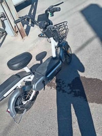 دراجة كهربائية • للبيع