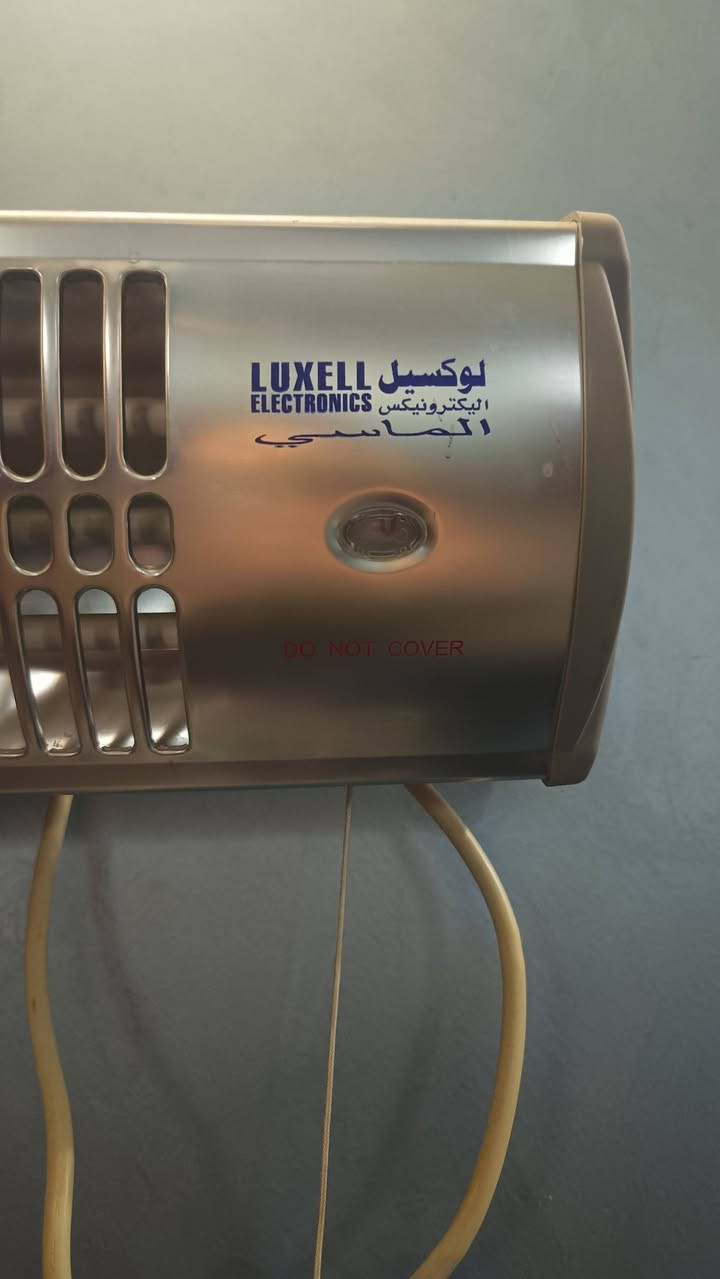 صوبه كهربائيه للبيع 
١. ثلاث شمعات 
٢. استعمال بسيط 
٣. الصوبه نظيفه وغير حاويه على الخدوش او الصدمات 
٤. تعلق على الجدار 
يوجد توصيل مجاني 
شرط ان يكون قريب على منطقه الدولعي 
السعر ١٥
للاستفسار التواصل على الخاص او الاتصال على الرقم الاتي  ***********
