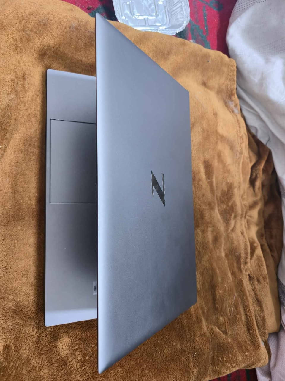 HP ZBook Firefly 15 G7 – بۆ فرۆشتن
تایبەتمەندیەکان:
مۆدێل: HP ZBook Firefly 15 G7
سیستەم: Windows 11 Pro 64-bit
پرۆسێسەر: Intel Core i7-10810U (6 کۆر / 12 ثرێد، تا 4.90GHz)
رام: 16GB
گرافیک: NVIDIA Quadro P520 (4GB VRAM تایبەتی)
DirectX: وەشانی 12 Ultimate
BIOS: UEFI
وەسف:
لابتۆپێکی پیشەیی و بەهێزە، زۆر گونجاوە بۆ ئۆتۆکاد، کارە ئەندازیاریەکان، 3D، مۆنتاژ، پرۆگرامسازی و چەند کار لە یەک کاتدا. ئامادەی بەکارهێنانە.
پەیوەندی بکە بۆ نرخ و زانیاری زیاتر.
_________________________

HP ZBook Firefly 15 G7 – للبيع
المواصفات:
الموديل: HP ZBook Firefly 15 G7
النظام: Windows 11 Pro نسخة 64 بت
المعالج: Intel Core i7-10810U (6 أنوية / 12 مسار، حتى 4.90GHz)
الرام: 16 جيجابايت
كرت الشاشة: NVIDIA Quadro P520 بذاكرة 4GB مخصصة
DirectX: إصدار 12 Ultimate
وضع BIOS: UEFI
الوصف:
لابتوب وركستيشن احترافي وقوي، مناسب لبرامج الهندسة مثل AutoCAD، التصميم ثلاثي الأبعاد، المونتاج، البرمجة وتعدد المهام. الجهاز جاهز للعمل.
للتواصل ومعرفة السعر يرجى المراسلة.
______________________
HP ZBook Firefly 15 G7 Mobile Workstation – For Sale
Specifications:
Model: HP ZBook Firefly 15 G7
OS: Windows 11 Pro 64-bit
Processor: Intel Core i7-10810U (6 Cores / 12 Threads, up to 4.90GHz)
RAM: 16GB
Graphics: NVIDIA Quadro P520 (4GB Dedicated VRAM)
DirectX: 12 Ultimate
BIOS Mode: UEFI
Description:
Powerful and professional mobile workstation. Perfect for engineering software, AutoCAD, 3D work, video editing, programming, and multitasking. Clean system and ready to use.
Contact for price and more details السليمانية, العراق


**إذا كنت صاحب هذا الإعلان وتريد حذفه لأي سبب، رجاءا أرسل رسالة إلى الدعم الفني**