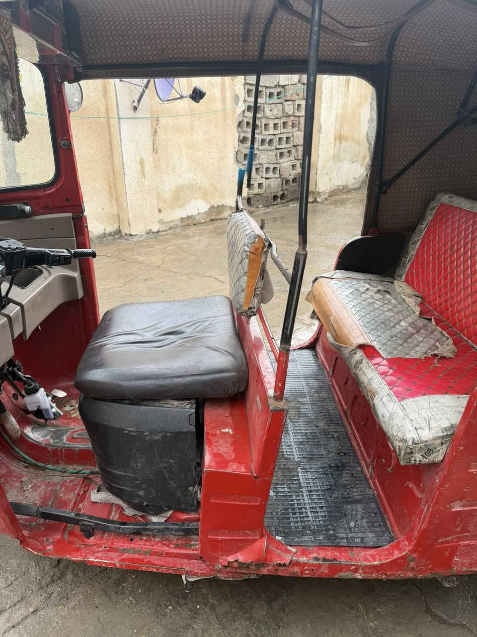 السلام عليكم تكتك للبيع 2018 مكانها بغداد السعر 2 ونص مكلف بالنشر رقم صاحب التكتك ***********
