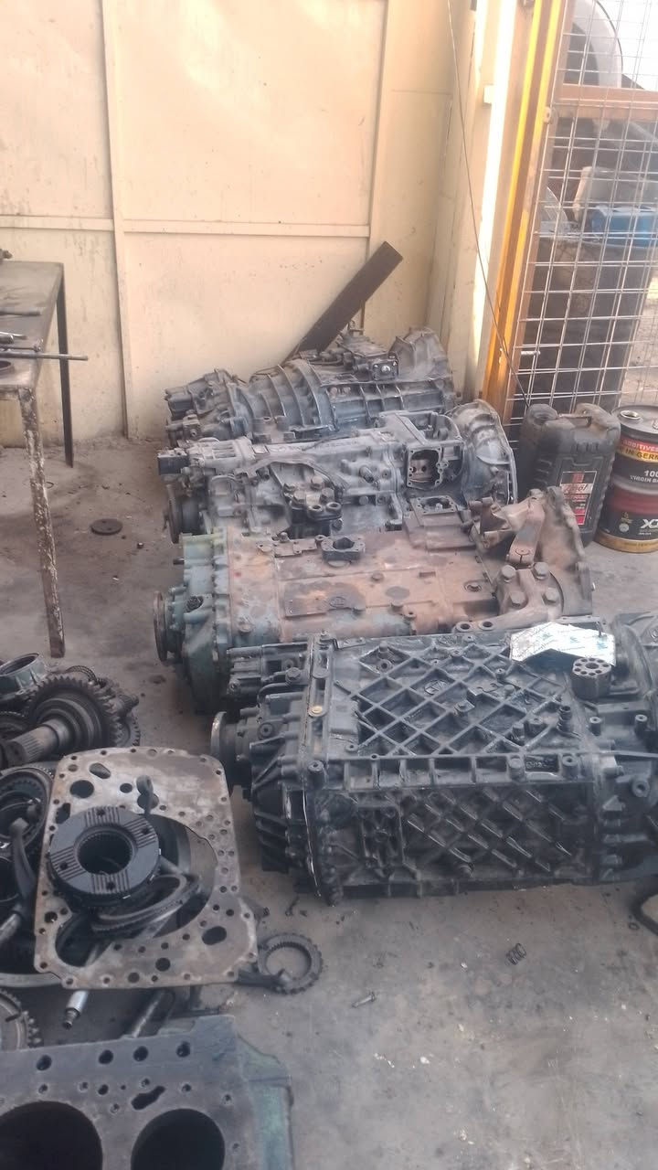 لدينا كافه أنواع الكيرات بيع وتصليح وقطع الغيار الجديد والاوربي
مقابيل السيطرة القديمه أمام جسر المشاة 
بأدارة محمد اللامي 
***********
