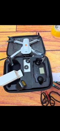 درون 102 • بطاريتين • مغلف