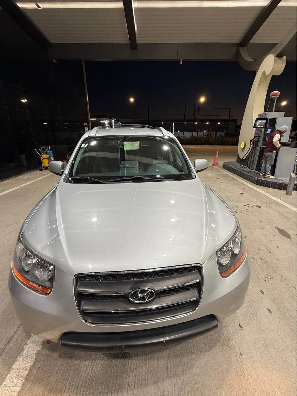 ٤٨  وەرقە سانتا في ٢٠٠٨فول مواسه فات ته نها سلايت نيه كوشن جلد و هيته ره سوكان فوليومه ته حديل سورحه يه  سي گيره سي ريز كوشنه ته بريت  مه ركه زيه هه ر سيك كوشنه كه ي ته بريده جوار تايه ي لوكي له سه ره  شوين برا وه كاني زور جوان جاك كراوه ته وه سه ياره كه دينا ريكي مه سره ف تيدا نيه مالي دوسته لوك لوكه  
ره قه م ***********
*********** رانية, السليمانية
