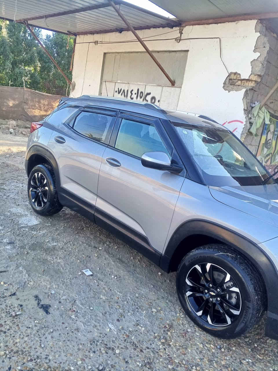 سلام عليكم عندي سياره ابلايزر امريكي موديل 2023 أبدل بس بنيد السعر 135 ترهم امراوس  ***********
