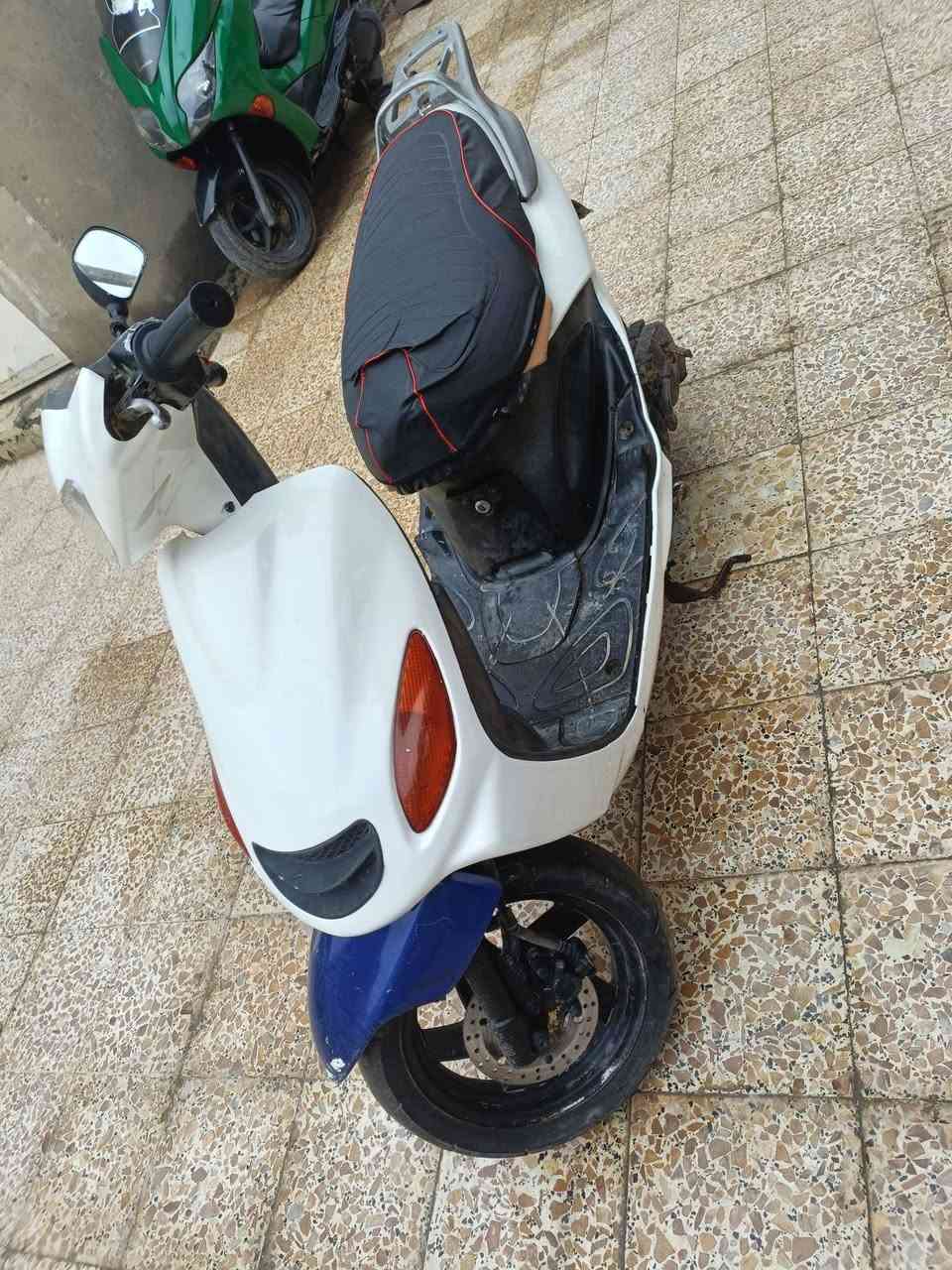 السلام عليكم اكزز ياباني نكره سلف نكره هندر كلها شغاله مفتوحه مره وحده سعر 350 بيها مجال بسيط العنوان القرنه الثغر ***********
