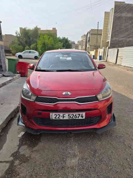 كيا ريو ٢٠١٨ خليجي 
مواصفات 
مثبت سرعه
تحكمات ستيرن جهتين 
مري كهرباء 
مانع انزلاق 
لايتات زنون
دبل ايرباك
كشنات جلد 
مكينة ١٤٠٠ دوش 
كير ايتي ٦ سرع
تبريد ثلج
ماشية ١٧٧.٠٠٠ كم (قابل للزيادة)
الضرر : الدعامية الخلفية 
وعندي البنيد مزروف  فقط 
السعر ١١٠ وبيه مجال 
مكان سياره بغداد 
***********
