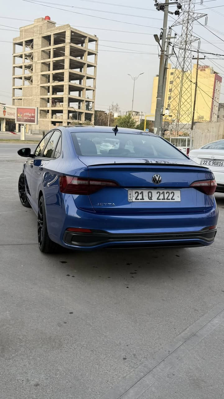 جيتا ٢٠٢٣
محرك ١٥٠٠ تيربو 
ماشيه ١٨ الف ميل 
مواصفات s
محرك گير كفاله 
سياره بدون ايرباك 
مواصفات مبينه بصور 
صور الحادث موجود 
باب خالفي تبديل بلاد ونص باب امامي صبغ
تخم ويل وتاير رياضي 
عنوان خانقين ديالى 
سعر ١٥٢ وبي مجال قليل 
***********
