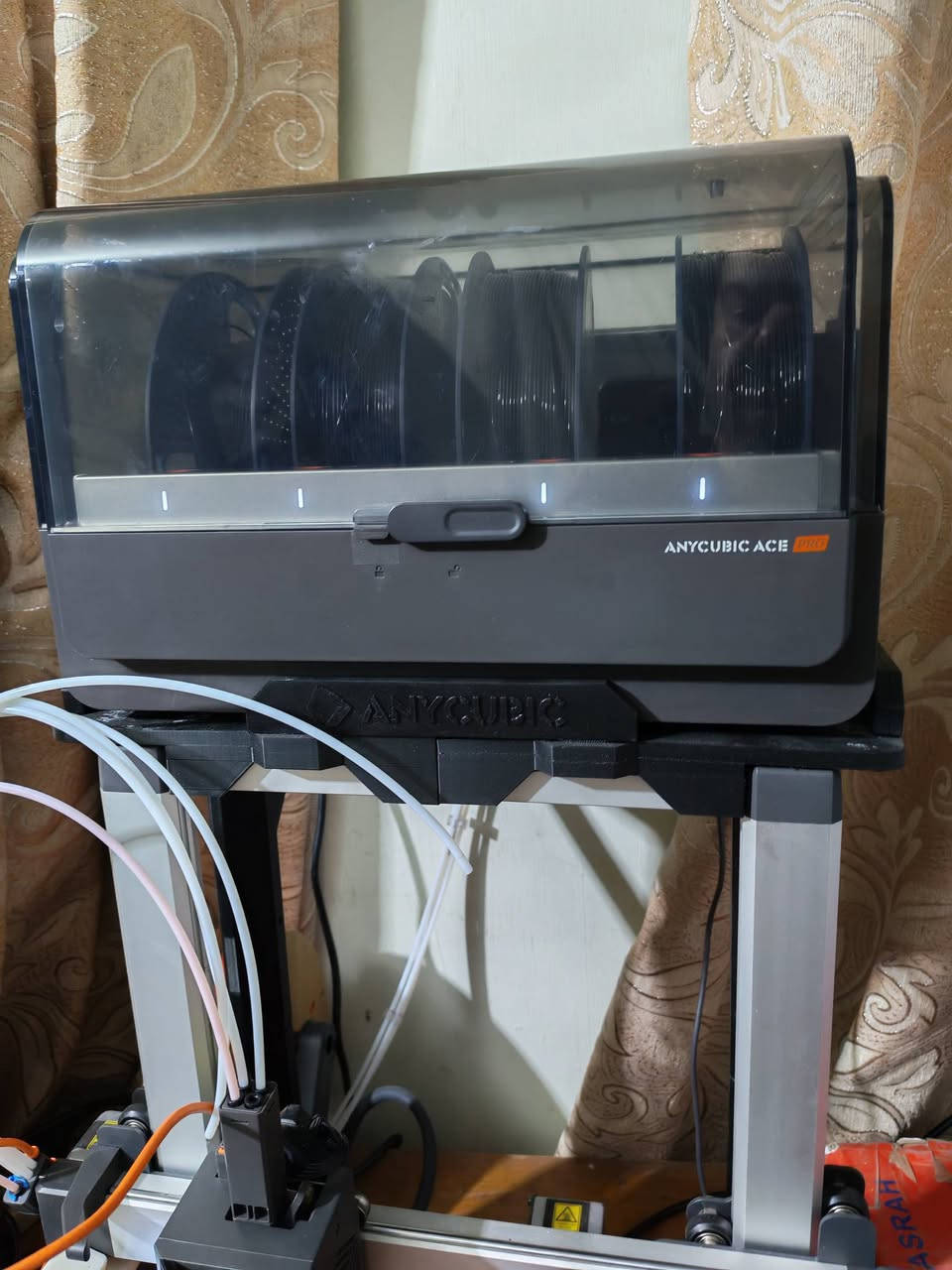 cobra 3 v2+ams 
عليها ضمان النبع
600 مشتغله.  نضيفه جدا


**إذا كنت صاحب هذا الإعلان وتريد حذفه لأي سبب، رجاءا أرسل رسالة إلى الدعم الفني**