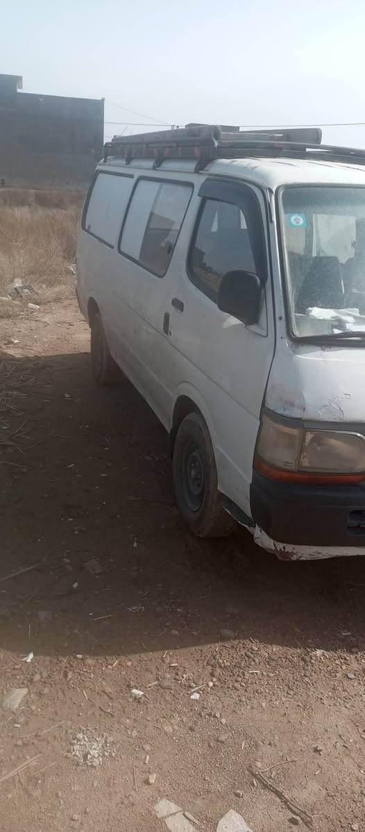 للبيع او مراوس با  اجره هايسه حمل ديالى بسمي سنويه لل ٣١ كير  ومحرك ونجي تبخير قليل حمل بدون  كشنات  *********** مكاني بغداد الحريه السعر ٣٥ وبيه مجال
