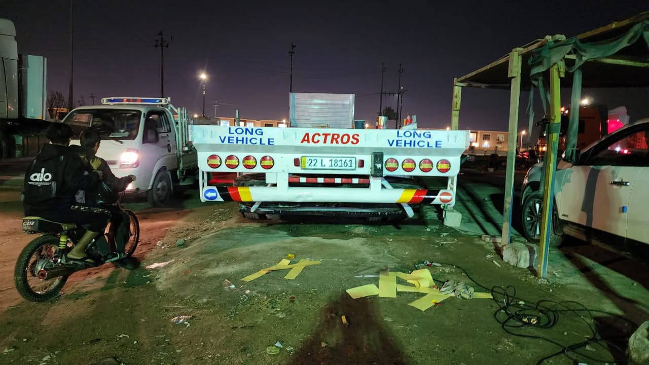 سلام عليكم تريله اكتروز للبيع موديل 2011فوول موصفات ما عدا كامره وحساس موجود ريتادر الاستفسار
***********
