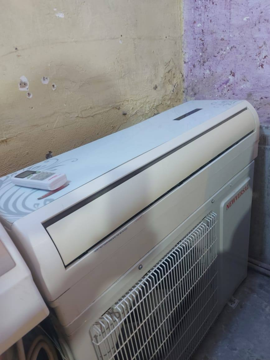 للبيع سبالت مستعمله وجديد العنوان بغداد جميلة       .....    عرض خاص .....
سبالت كرفت عدد ٢ غاز ٢٢ نظافة ١٠٠% ٢ طن
سبلت نوبل عدد   ١  غاز ٢٢ نظافة ١٠٠% ٢طن
سبلت جنرال عدد ١ غاز ٢٢ نظافة ١٠٠ طن ونص
***********
***********
