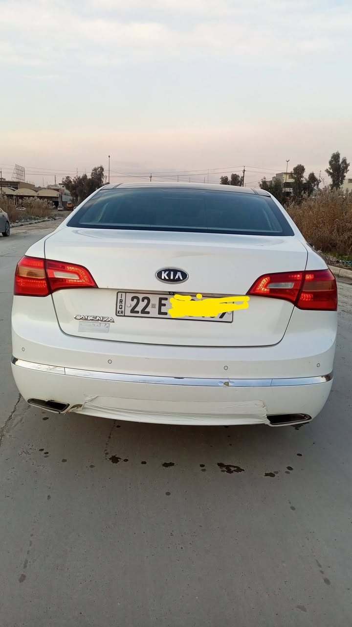 السلام عليكم للبيع كيا كادنزا 2011 سياره فول مواصفات خليجي حساسات كامره خلفيه ترحيب كشنات كهرباء خزن 120 ادك جرس وضعيات الكشن ستيرن كهرباء بانوراما طكتين سياره فول محرك شرط مامفتوح سياره كفاله ماعده بارد بجاملغ فقط رقم اربيل شرط تحويل  السعر 135 وبيها مجال حك جيه *********** يوجد واتساب
