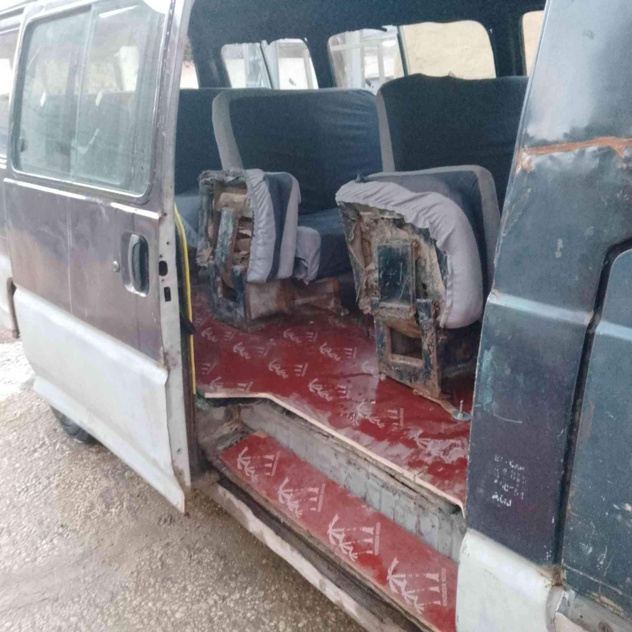 سلام عليكم كيا هونداي 14 نفر مكينه كير مكفول واكسن مكفول حداديه تخمم تاير جدد وشواصي اربعتهن مكفول رقم انكليزي هيئه ومرور مصفره مامطلوب عليها فلس رقم بغداد العنوان نجف الاشرف حي الزهراء قرب ملحق الروان ..الرقم .***********
سعرها 45 وبيه مجال. بسيط
