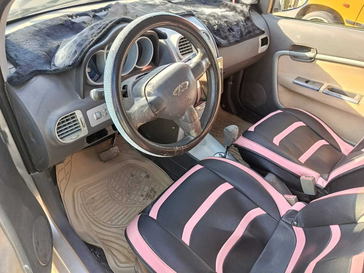 السلام عليكم شيري اي ون موديل 2012سياره جديده مكفوله من الضربه والتبديل سياره جاهزه من كهربائات وكير ومحرك وحداديه كله جديد رقم بابل 
مكاني/بابل
السعر/28وبيها مجال
رقمي👈/***********
