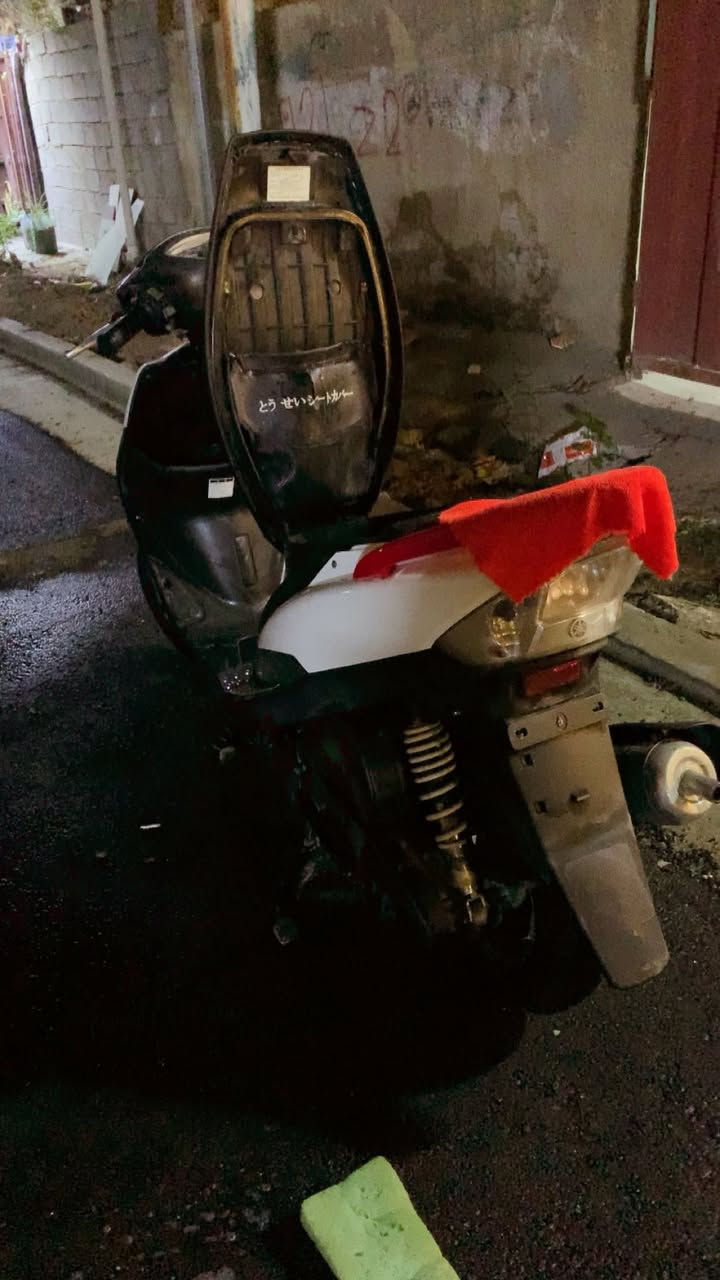 للبيع ماكس عدله دراجه فول اول تجفيت اله السعر 650بيه مجال بغداد حي الجهاد ***********
