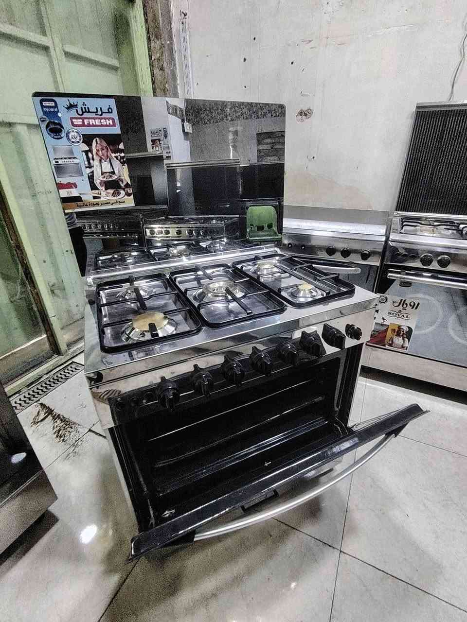 طباخ  خمس عيون  فريش المصري قياس 80*60 
شرط الشغل والنظافه والسعر بلاش بس ب175 الف مع ضمان شهر 
كربلاء الامن الداخلي
 اتصال 📞 ***********
 واتساب❄️ ***********
