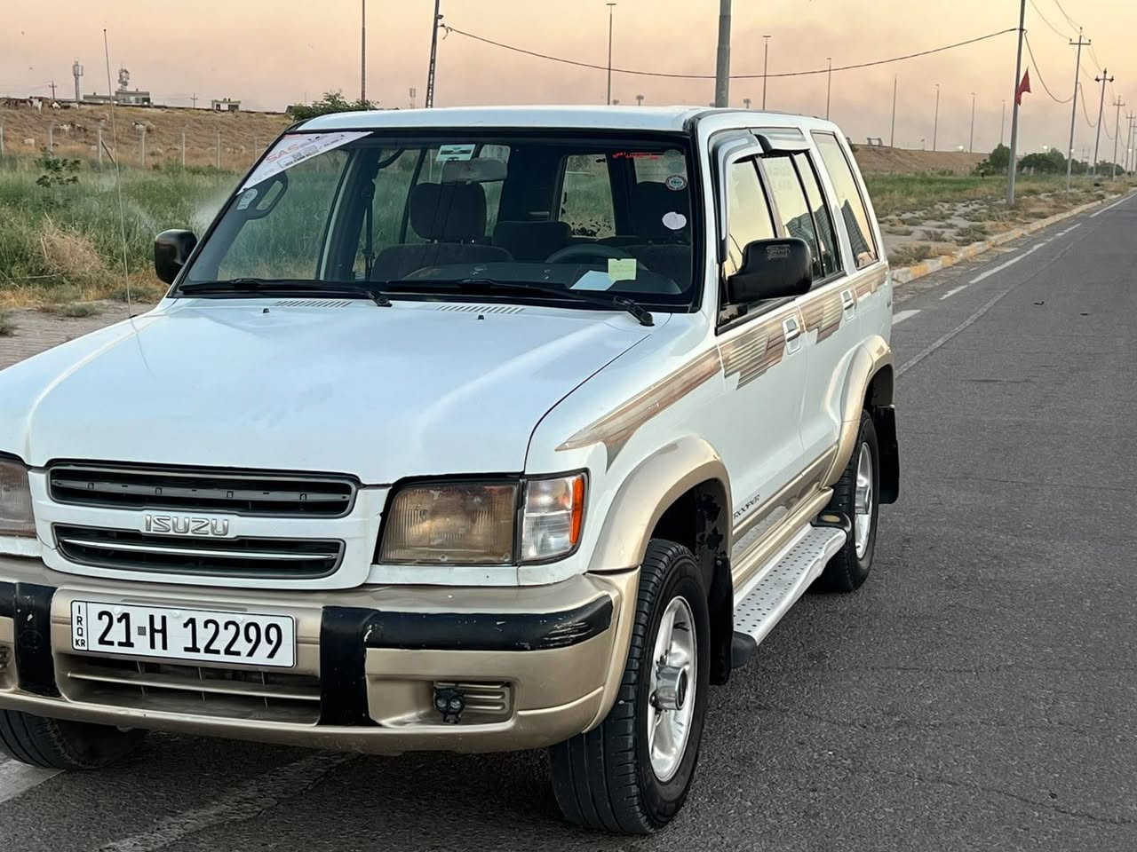 سیارە ئاسوزە مودیل 2000 محرك بیلاد ستە سلاندەر سنویە 2031 فقت چاملغ سبوغ بدون تخە گیر اوتوماتیك بسم نە ترید تحویل وکالە تبرید فقت غاز سعر 62    ***********  ***********
