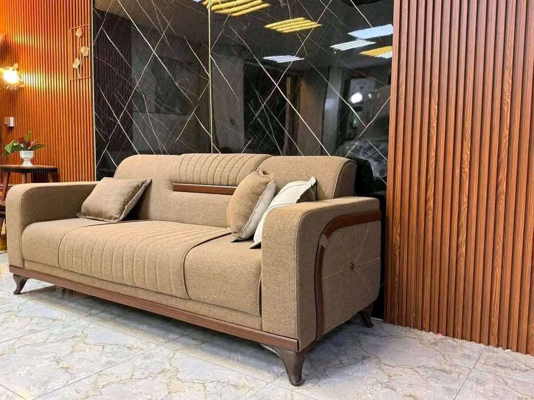 تخم شغل عراقي عشر مقاعد خمس قطع 
قنفتين ثلاثيه 
قنفة ثنائيه 
كراسي عدد ٢
مع ضمان وصل ثلاث سنوات


**إذا كنت صاحب هذا الإعلان وتريد حذفه لأي سبب، رجاءا أرسل رسالة إلى الدعم الفني**