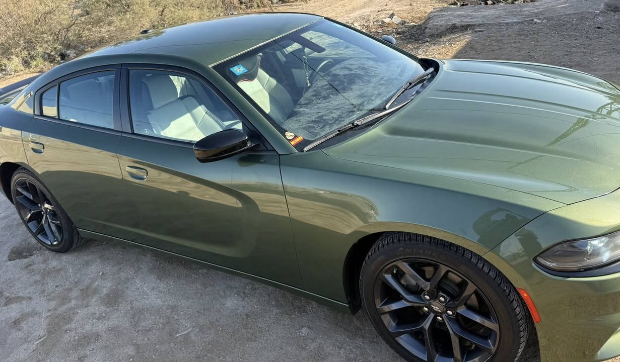 لبيع دوج جارجر ٢٠٢٢ رقم بغداد حادث سونار مرفق فقط عده لمذكور بسونار بدون تبديل دعاميه لخلفيه فقط ماشيه ٣٢ ميل سياره على ايدي باسمي شوكت ميعجبك تحول استخدام شخصي سياره احله من الصوره مكانهه واسط الصويره 
 ***********
