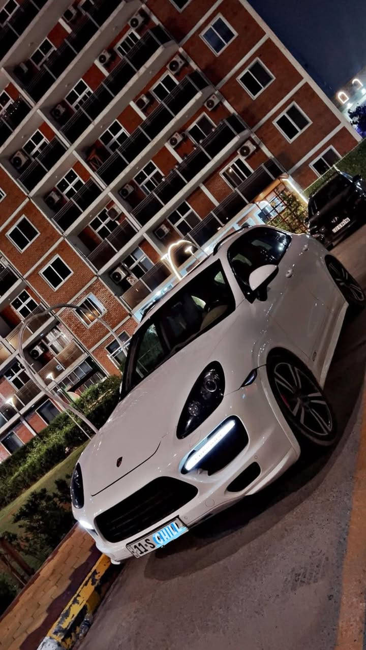 � فرصة لعشّاق Porsche الحقيقيين 🔥

لمن يريد القوة، الفخامة، والحضور الرياضي.

Porsche Cayenne GTS
📅 الموديل: 2013
📏 الممشى: 140,000 كم
🎨 اللون: أبيض أنيق
⚙️ الفئة: GTS رياضي
🔧 المكينة: 8 سلندر تنفّس طبيعي (V8)
🪟 بانوراما سقف
🌍 وارد: خليجي
✨ الحالة: نظيفة جداً
🛞 جنوط GTS أصلية
💡 إضاءة LED
🛋 داخلية رياضية فخمة
🔍 جاهزة للفحص بأي مكان

💰 السعر: 28,000 دولار

البيع للجادين فقط.
***********
