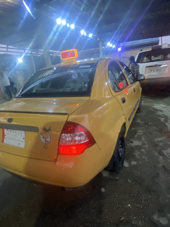 السلام عليكم طيبه للبيع مديل 2015 رقم بغداد مشروع وطني تحويل مباشر وبأي محافضه تداور مكينه قبل ٢٠ يوم شادها بالكارتون حداديه تخم تاير كامله مكمله جاهزه للأخير 
السعر ٢٩ وبيها مجال 
العنوان كربلاء شارع ١٠٠ 
***********/***********
