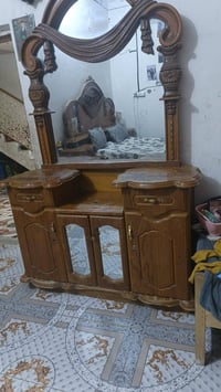 شطرة • فيه مجال • غرفه اخشاب