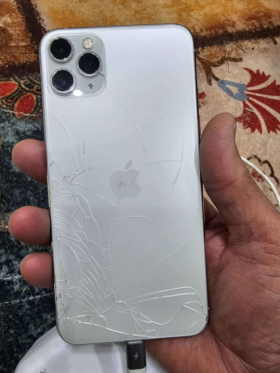 ١١ برؤماكس 
٢٥٦ كيكا دبل سيم 
ب ١٥٠ الف دينار عراقي فقط 
اربيل قلعه *********** واتساب
