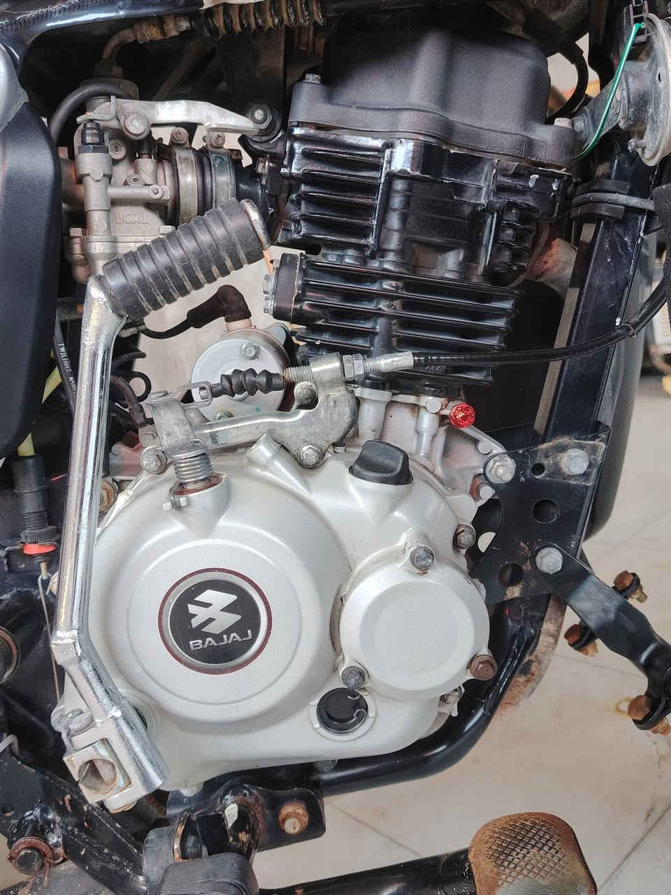 بوكسر موديل 2023 سنوية ولوحات مفتوح المحرك تجفيت شركة صار شهر. السعر مليونين و350الف. ***********
