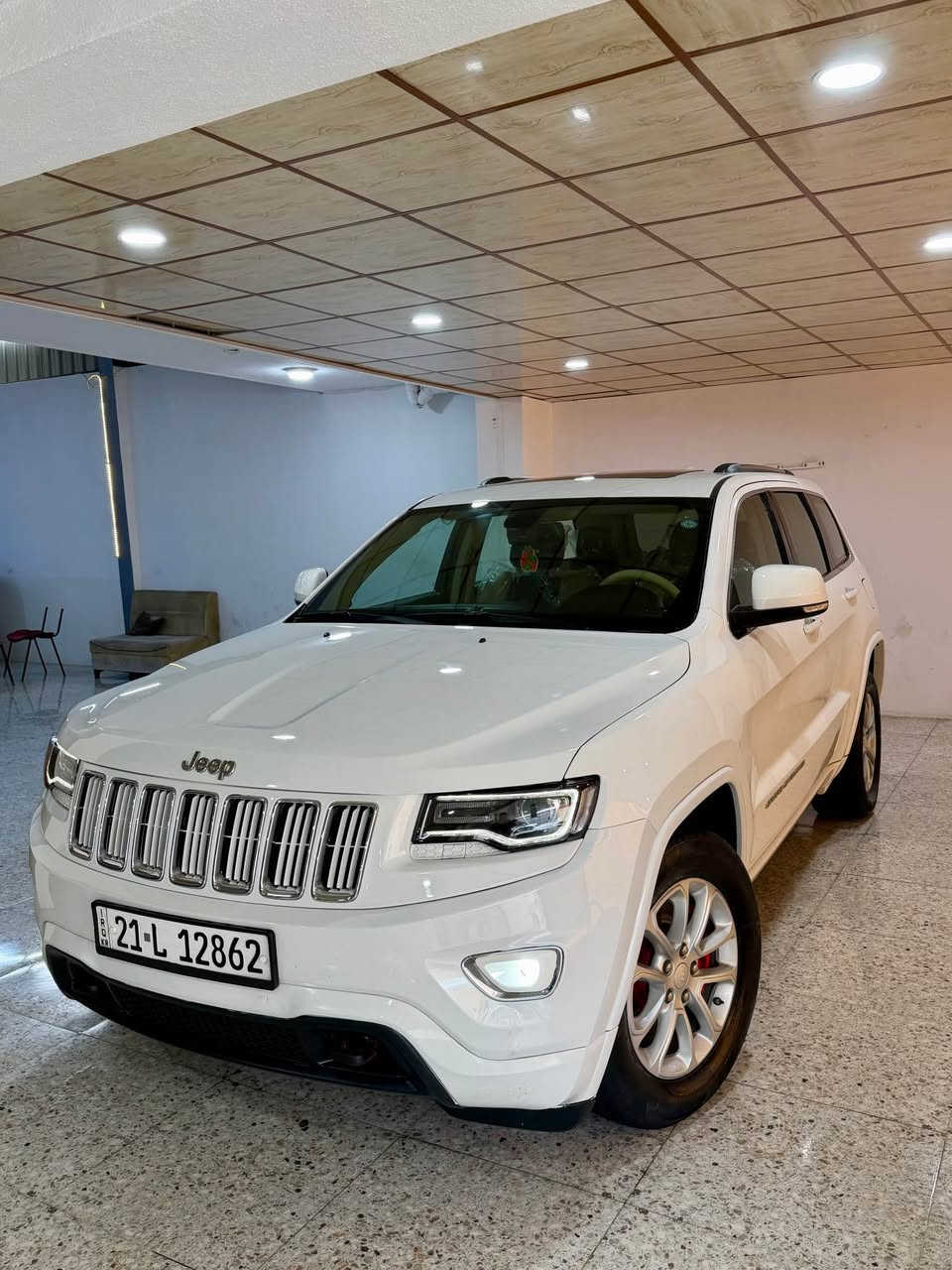 جێب لاریدۆ  مۆدێل 2014
 ماشاللە نمونەی جوانی هەیکەل قەپات مواسەفات هەیکەلو ناوی بیلادی ماوەتەوە پشت و پێش کەپس.

مواسەفات لیمیتد سپی بەفری
مەکینەی 3.6L  v 6 
دەبل ئەکسل4WDLOW .SNOW 
SAND.ROCKگێر کارەبایی و گێر 

لە سوکان
تەحەکوماتی سەر سوکان. تەحدیل سورحە. ئاوێنە کارەبایی .تەبریت مەرکەزی  . نیزانمی سپلیت  .eco. گێج ئەلیکترۆنی.دژو خلیسک کوشن کارەبایی و کوشن جلد لیت  لید و حەدەسە. کامل بەگ لایت حەدەسە .کوشن سارد و گەرم .کامێرا ٣٦٠ پلە .پشت و پێش حاسە. 

سەیارەکە  هی مالانە  تازە رۆنی گێر و مەکینەی گۆراوە سەنەوی نوی بە ناو خۆمانەوەیە ٤ تایەی تازە  گێر و مەکینەی بی کرانەوە و دەنگە 100 هەزاری واقحی رۆشتوە  بە شەرتی کۆمپیتەر  .
وەکوو بۆیاخ   یەک پەلەی بجووکی هەیە بی داخلی و بی ئەرباگ 
شوێن :ڕانیە
***********
***********wast app w vibar
 بۆ سحر جات بکەن یان تێل رانية, السليمانية
