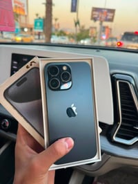 15 برو ماكس ذاكره 256 بطاريه 83 مكفول نضيف كله شغال ملحقات كامله ماستر...