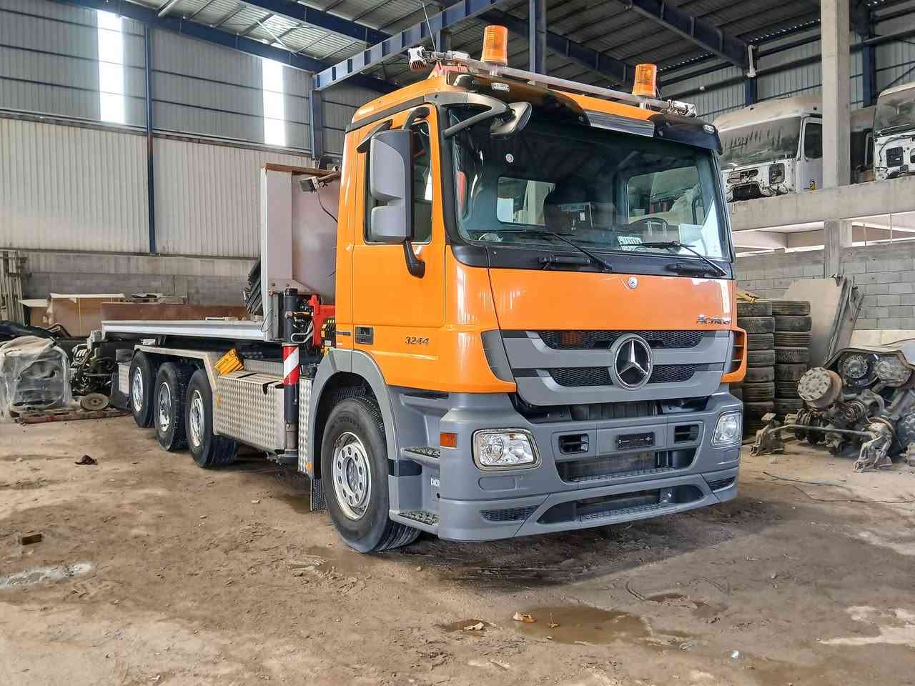 للبيع دخول جديد سياره بلادي كرين للتواصل على رقم ***********
