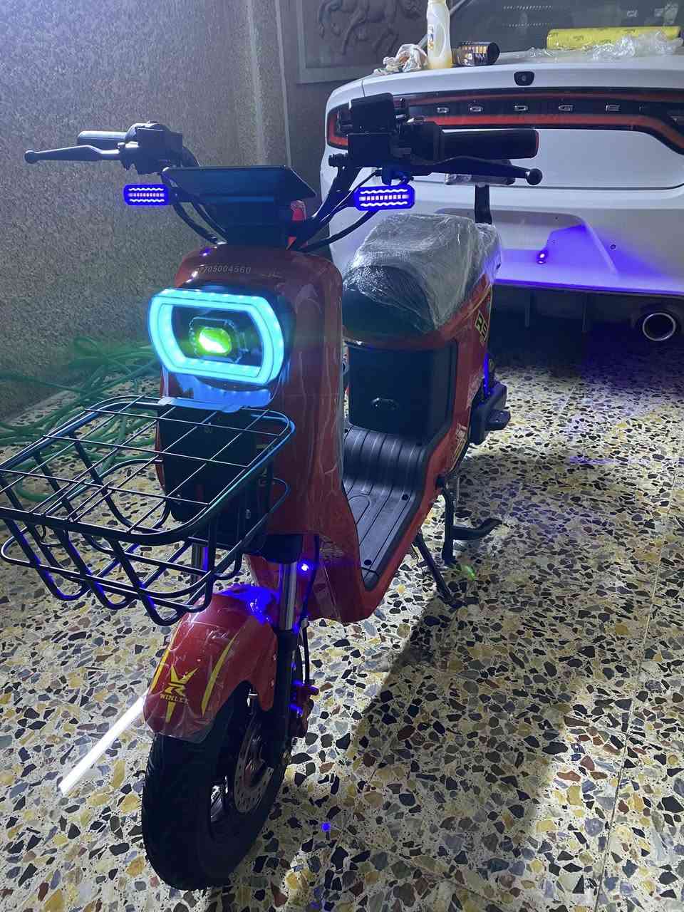 سلام عليكم درجة R9 موديل 25  جديده درجه بطاريات الصغار بصمة مكان بغداد سعر 500وبيه مجال رقم ***********
