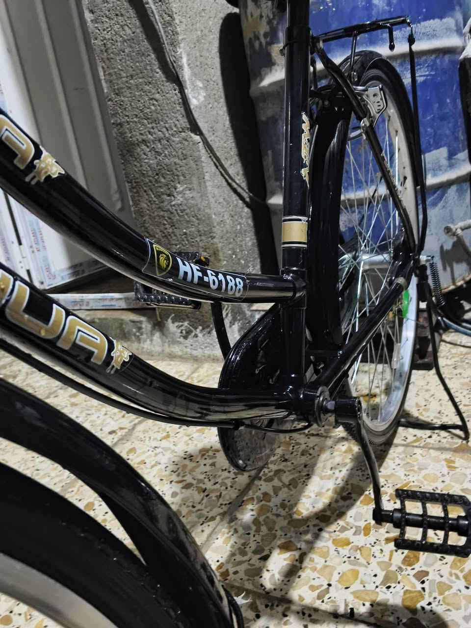 خوان  بيسكل للبيع   بسبعين وبي مجال هواي اليريد يجي على رقم ستفسار ***********
