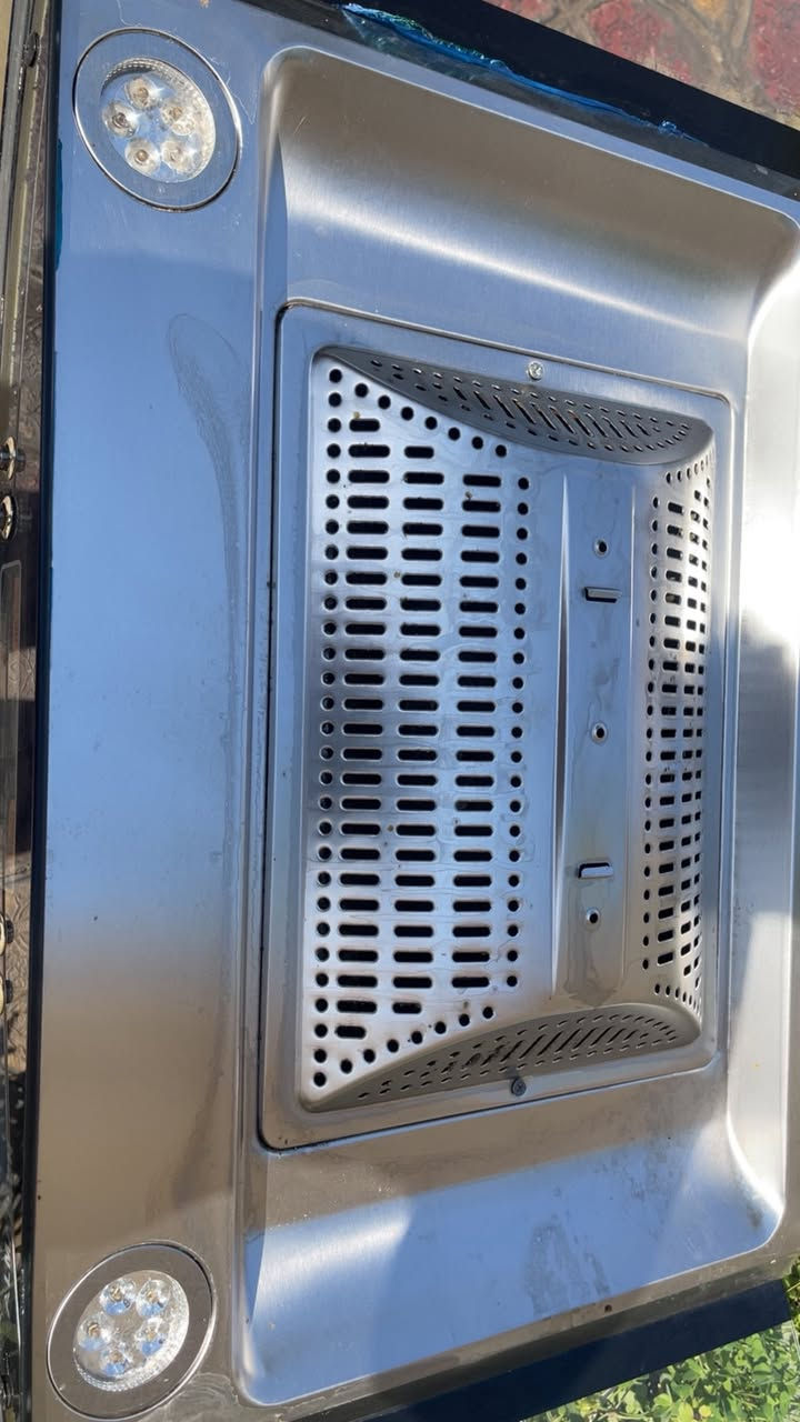 ساحبة طباخ ماركة 
جديدة مستخدمة كم يوم ومارهمت بلمكان
سعره قفل ١٠٠
تواصل خاص للحجز


**إذا كنت صاحب هذا الإعلان وتريد حذفه لأي سبب، رجاءا أرسل رسالة إلى الدعم الفني**