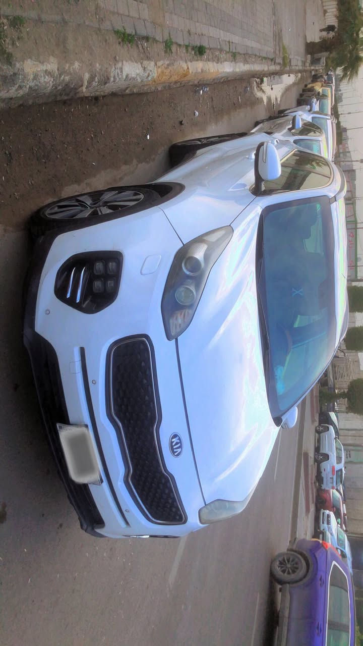 للبيع سيارة سبورتج ٢٠١٨خليجي  رقم بغداد بدون ضربة وبدون صبغ فقط بارد خفيف بالباب عكس السائقورصعة خفيفة فوق التاير الخلفي للاستفسار الاتصال بالرقم. ( ***********).  ابو مصطفى
محرك دوش ٢٠٠٠ تدفئة تبريد جيد كير ومحرك مامقتوح وما داخلة فيتر  حساسات مري شفط ادواتها كلها اصلية بلادي   تحكمات ستيرن شاشة مسجل ابل  واواكس  بلوتوث  تايرات جيدة السعر١٨٣ ورقة  وبيها مجال حك الجية واذا اكو مراوس بسيارة عالي ٧ راكب جمسي تيران اكاديا حاضر العنوان بغداد
