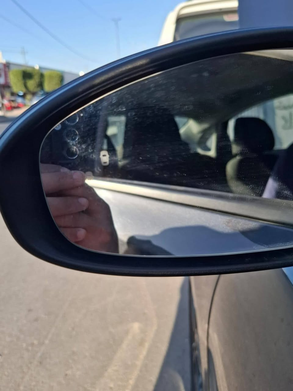 السلام عليكم كيا فورتي 2023 صبغ ٥ قطع جاملغ وبنيد وصفحت صدر كما موضحه بصور اشاير بلمري رادر امامي خلفي مواصفاتها  المعروفه مكان السياره بغداد البلديات السعر 135 ولمتافيده يدعيلنه بلرزق  الاتصال برقم ***********
