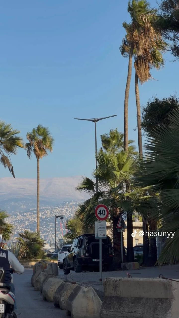 🔥 #أقوى عروض بيروت.. سافر 200  ألف دينار بس! ✈️🇱🇧
من مطار كركوك 

عنوان: #عطلتك الفاخرة على شواطئ بيروت.. بانتظارك 🌊🇱🇧

تذوق طعم الراحة والاستجمام مع عروض #شركة يلدآ للسفر والسياحة إلى العاصمة اللبنانية بيروت.

🗓️  #الانطلاق يوم السبت تاريخ 11\7\2026

 5 أيام / 4 ليالي 👈 #بسعر 200ألف دينار فقط!

🌊 #عروض الفخامة (فندق 5 نجوم على البحر مباشرة)
❇️ السعر يشمل:

🔹 تذاكر الطيران: ذهاب وعودة.

🔹 الإقامة الفندقية: #المبيت مع وجبة إفطار صباحية مجانية.

🔹 الخدمات: الاستقبال والتوديع من وإلى المطار.

📍 للتواصل والحجز:

ارقام التالية:

☎️***********

☎️***********

☎️***********
