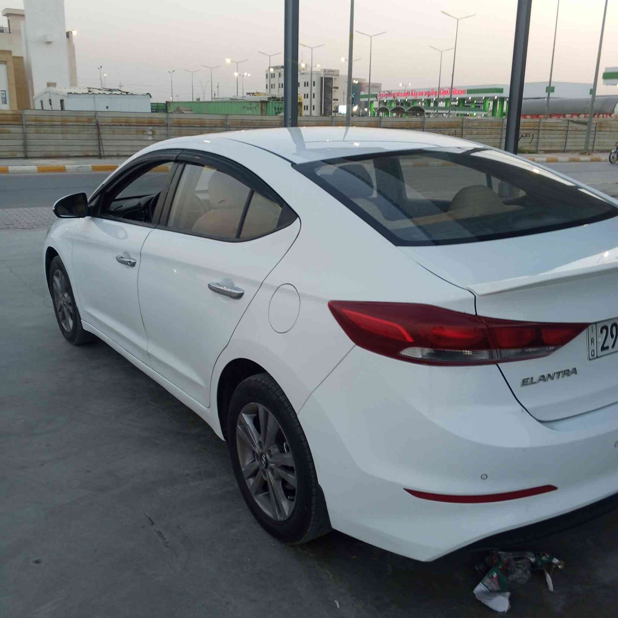 النترا موديل ٢٠١٧رقم واسط دولي خليجي فول مواصفات فتحه بالسقف شاشه كامره تحكمات استيرن دواخل بيجي مكينه ٢٠٠٠كير اوتماتيك مري شفط تخم تاير جديد تبريد حداديه جاهزه بدون حادث فقط اشويه صبغ فوك الدوسه اليسره صاعد على البابتين شبر والدوسه ثانيه نص رش فقط سياره ماشيه اقل 141الف بسمنه تحويل مباشر سعر البيع ١٣٦ورقه وبيها اشويه مجال***********
