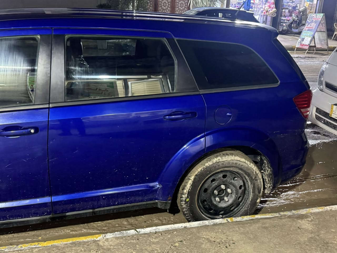 السلام عليكم جورني 2012  للبيع 4 سلندر للبيع في الناصرية السعر 90  وبيها مجال صورة الفحص موجوده وي الصور داخل المنشور الاتصال *********** حبيبي هذا الموجود لا تتصل وتسولف وليش وشبيه ومنين وشوكت هذا الفحص اقرا زين وبعده اتصل
