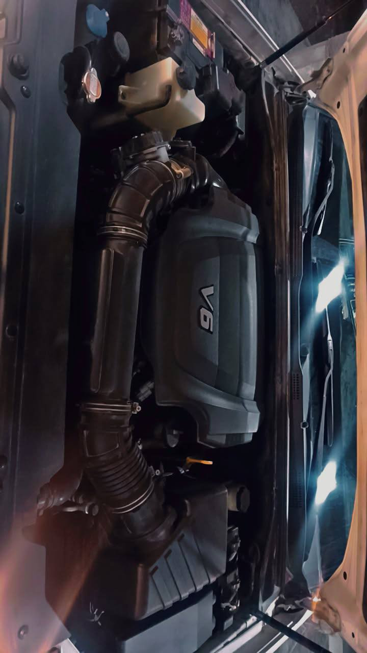 سلام عليكم كيا موهافي 2012 فول مواصفات أعلى فئة vib تحكمات ستيرن 
حساسات أمامي خلفي 
كشنات كهربائية
 تدفئة و تبريد مقاعد
زراكات ماسدات
 تبريد 3 قطع 
جنطه شفط 
فتح سقف 
تحكمات مري جانبية
سيارة ب اسمي 
سيارة مال جناي 
شراي اتصل مكاني بغداد التاجي
***********
***********
