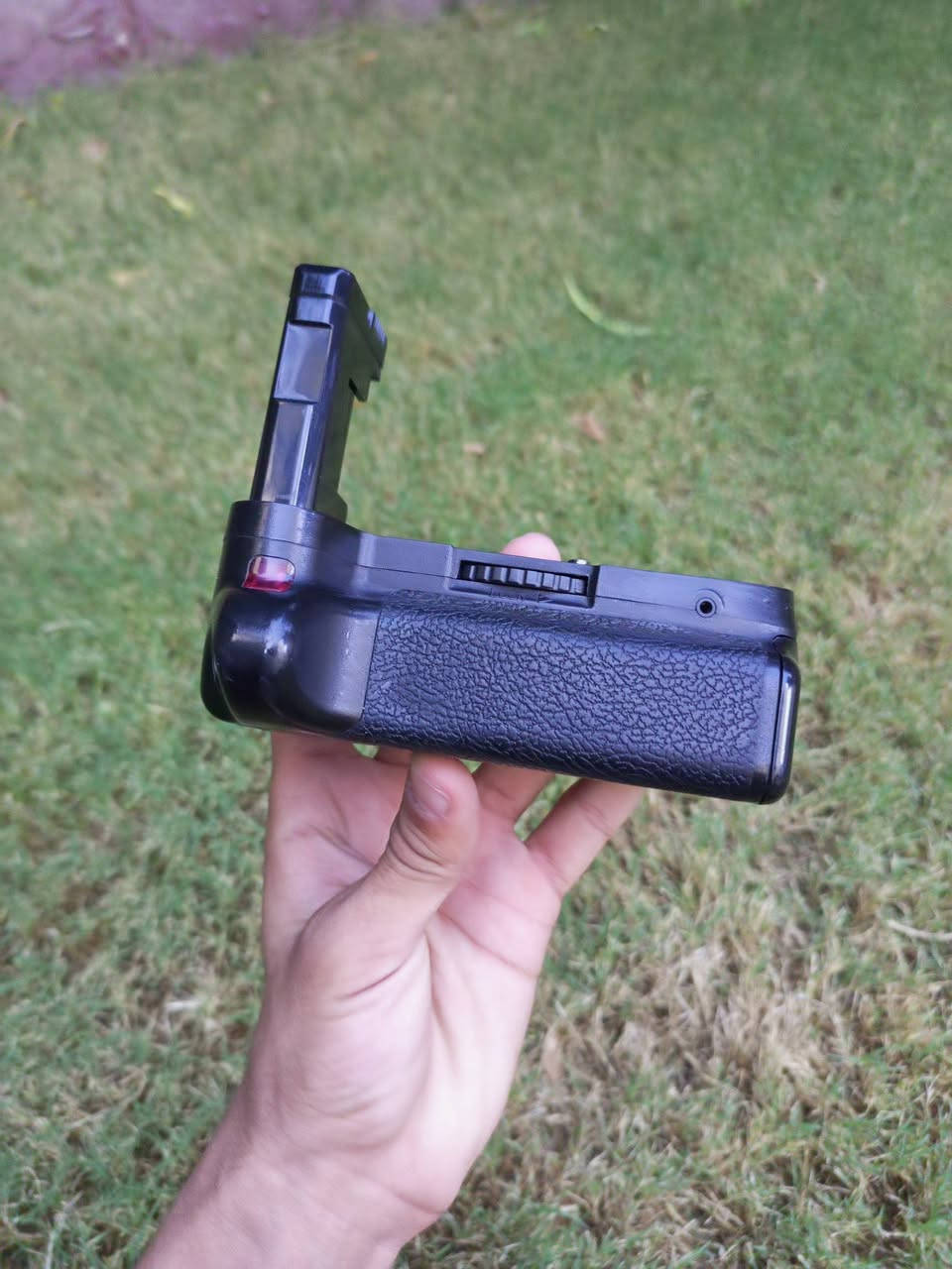 السلام عليكم
كاميرا نيكون D5100 كامله مع الملحقات عدسه سيكما 70/300اخت الجديده +رام +ناقل صور +گريب+بطاريات 2+ حقيبة ظهر +شاحنه  نقص الكاميرا باب بطاريه فقط 
السعر 300ألف مكاني بغداد


**إذا كنت صاحب هذا الإعلان وتريد حذفه لأي سبب، رجاءا أرسل رسالة إلى الدعم الفني**