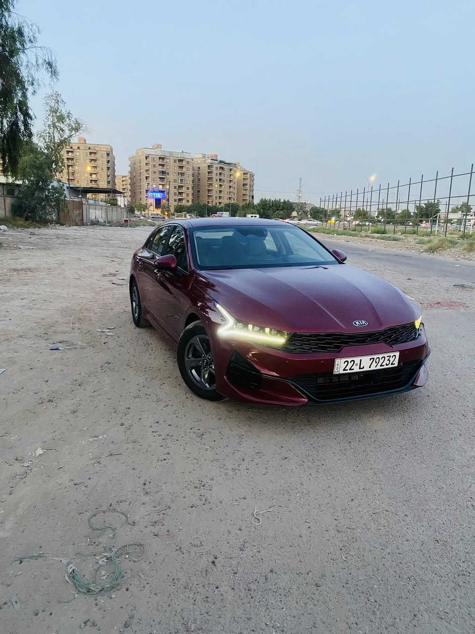 Kia k5 2022
وارد امريكي قطعتين فقط بدون دواخل ايرباك برده فقط
تحديد مسار 
تشغيل عن بعد
بصمه ابواب 
شاشه كاو بلي اندرويد اوتو بلاد واير لس 
انضمه قياده متعدده 
صندوك ينفتح ع حساس 
سياره جديده وبدون نواقص جاهزه ع اخر حبايه 
صدر جديد
بالعراق صار طخه بيهة بالجاملغ الخلفي فقط خفيفه بدون دواخل 
مكان السيارة بغداد العامرية 
السعر 139 وبيهة مجال قليل بيع سريع 
***********
اتصال فقط
