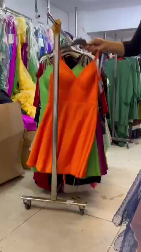 ✨️شروة فساتين سهره 250 سيريات مكسرة 
✨️السعر 8$ 🌟للحجز  على الوتس👇
+905377654036


**إذا كنت صاحب هذا الإعلان وتريد حذفه لأي سبب، رجاءا أرسل رسالة إلى الدعم الفني**