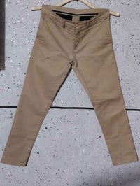 بنطلون كتان • كارهات • مقاس ٣٢-٣٤