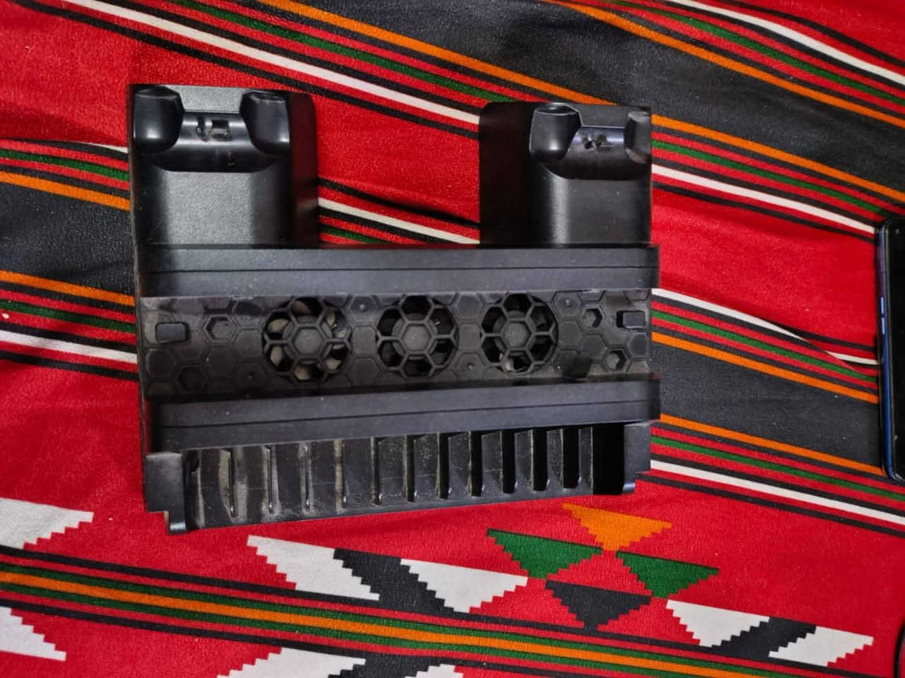 بلي فور سلم ذاكره 1تيرا وياه يده الاصليه و يده ثانيه شبه اصلي +وياه ستاند لليدات والبلي +البلي جديد ماصارله شهر من مفتوح واستخدامه كلش كلش قليل نضيف شخط مابيه


**إذا كنت صاحب هذا الإعلان وتريد حذفه لأي سبب، رجاءا أرسل رسالة إلى الدعم الفني**